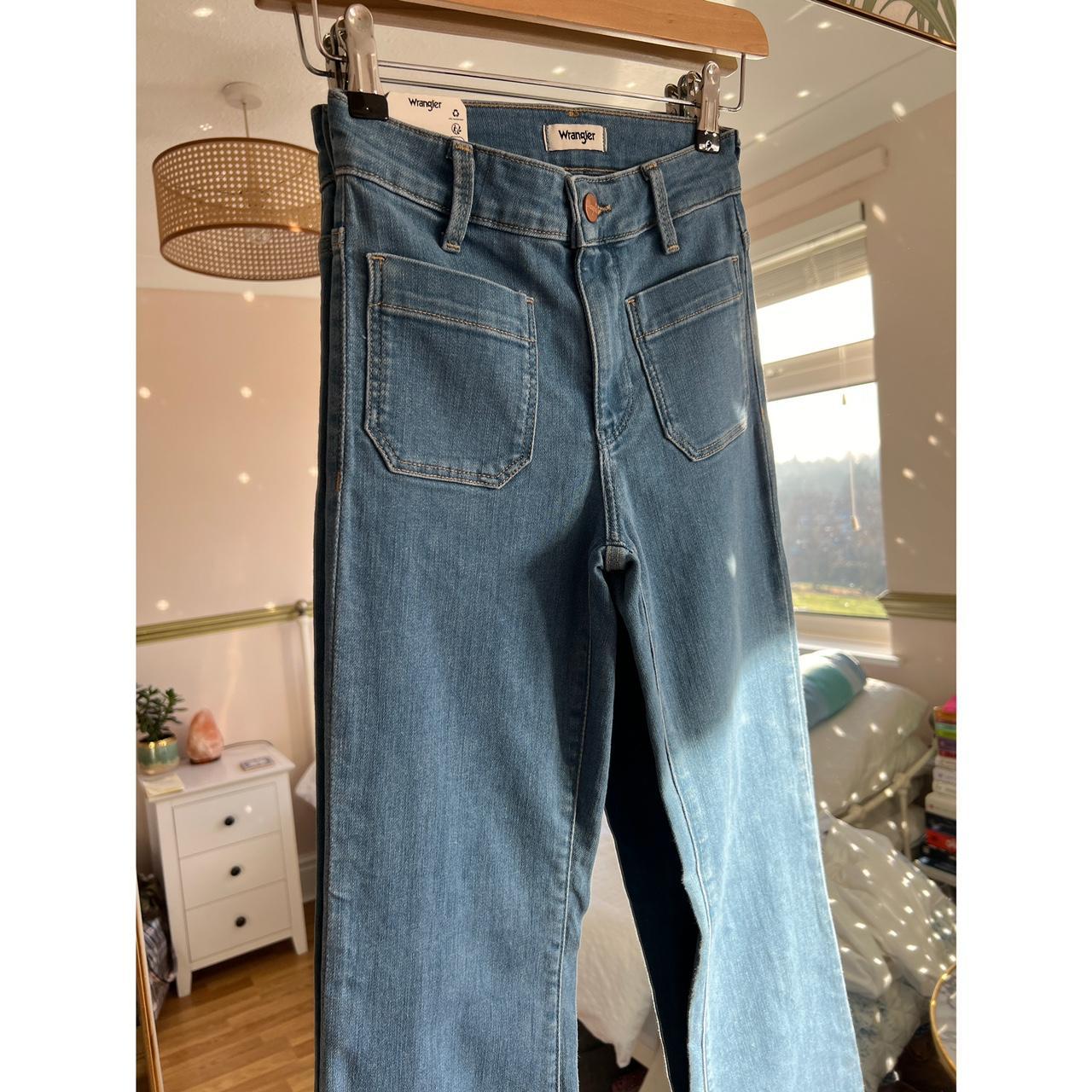 Wrangler retro 70s style flare jeans with high