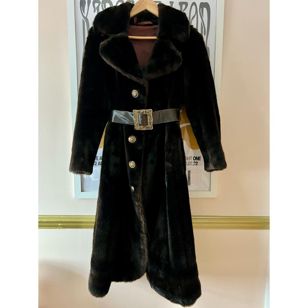item listed by hollycampbellshop