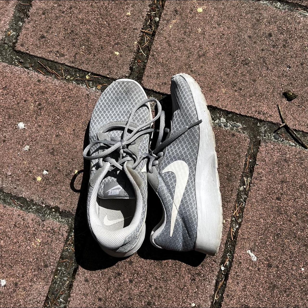 supportive nike trainers