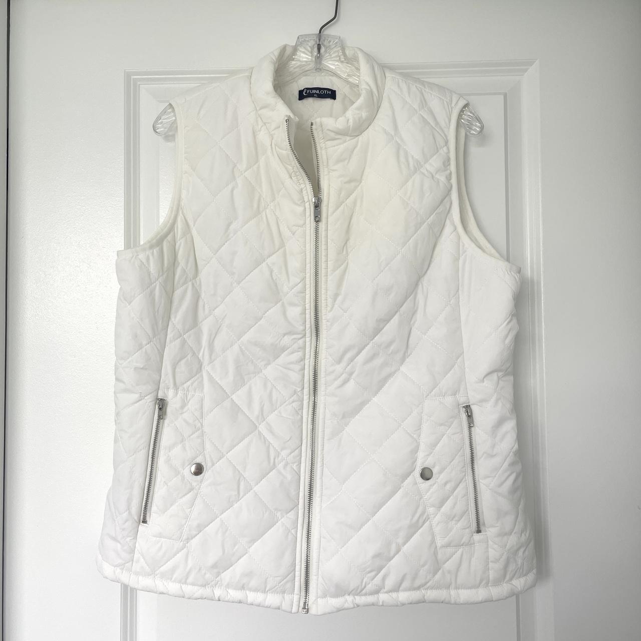 Women’s XL white quilter vest - polyester, in great... - Depop