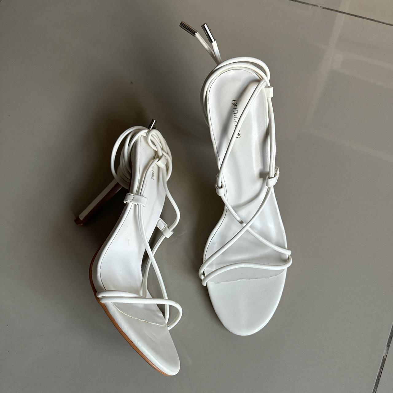 White strappy outlet heels size 5