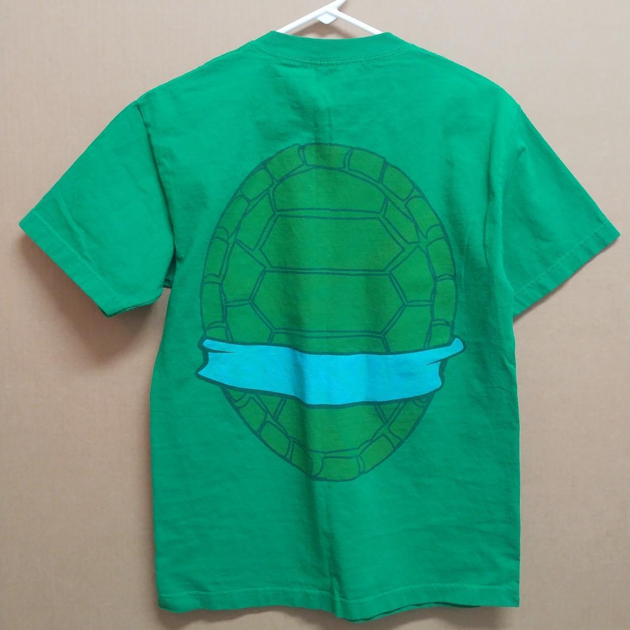 green teenage mutant ninja turtles 🐢 t shirt size: - Depop