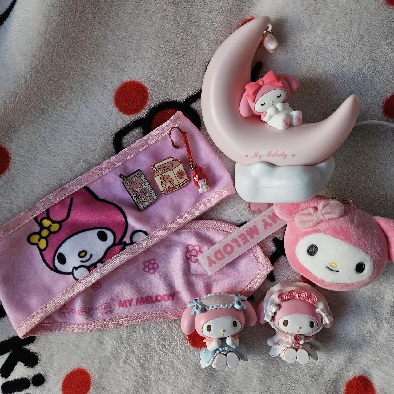 My melody Bundle! includes Miniso nightlight... Depop