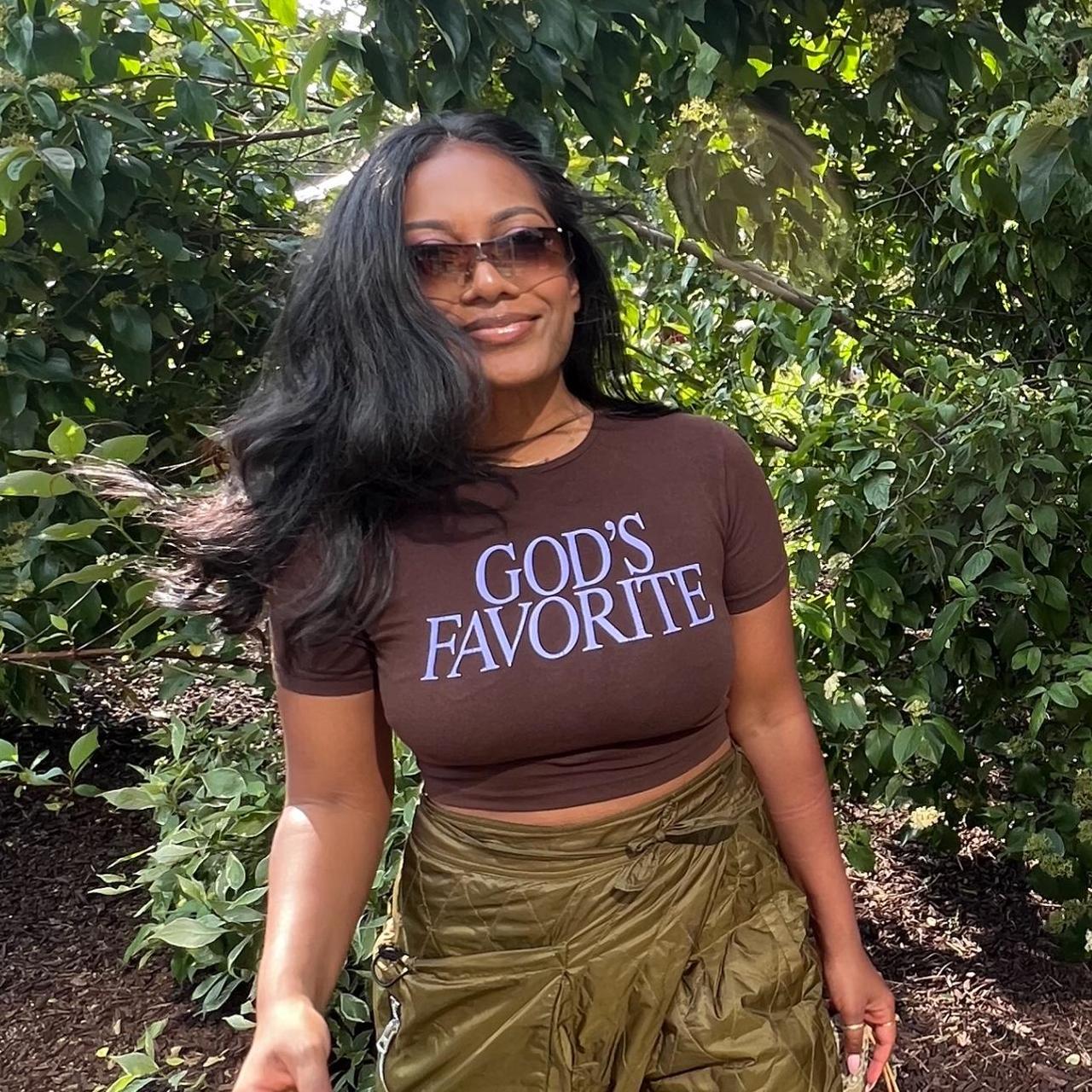 【PRAYING】GODS FAVORITE CROP TEE (BROWN) GODS FAVORITE CROP TEE | WORKSOUT WORLDWIDE