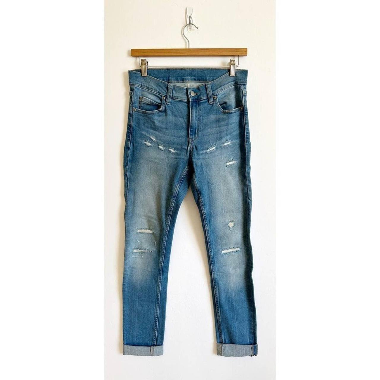 pålidelighed Utroskab trekant Cheap Monday Men's Slim Straight Ripped Jeans in... - Depop