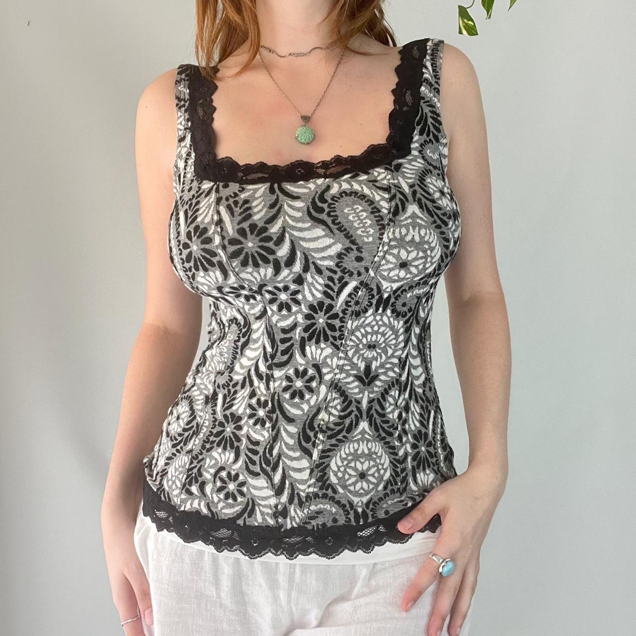 Women's Black and White Vest Depop