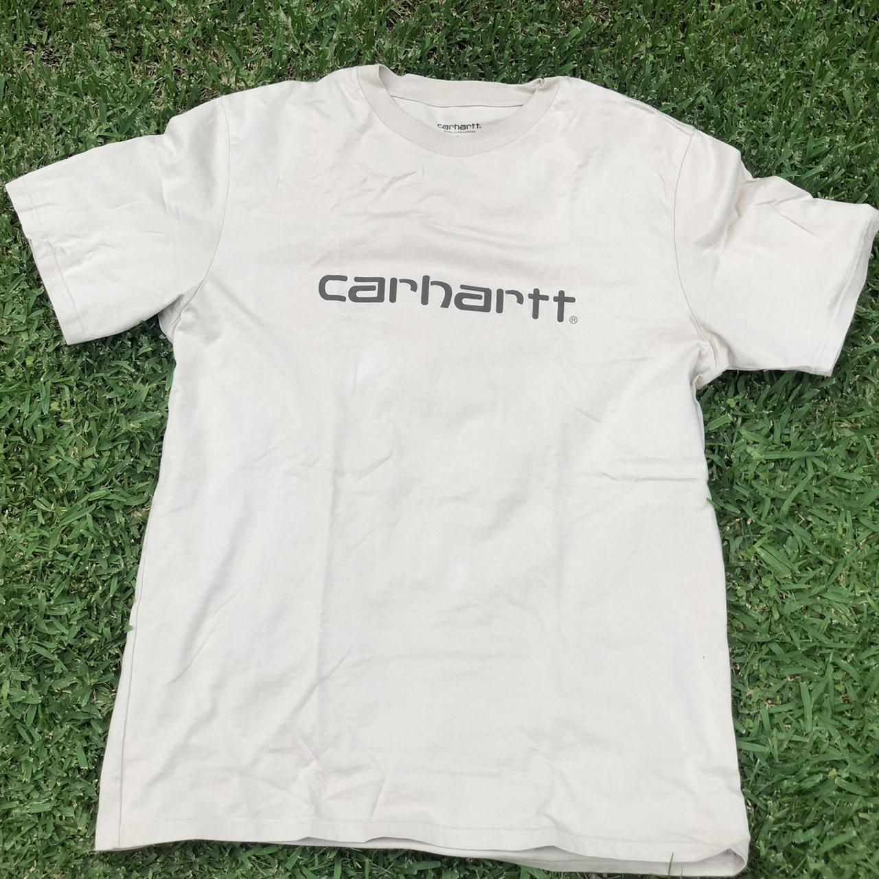 Mens Carhartt t shirt in great condition size large... - Depop