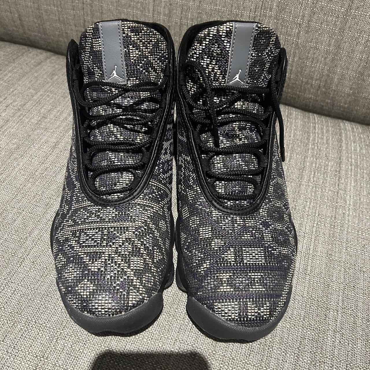 Grey trainers 42.5 air Jordan horizon premium