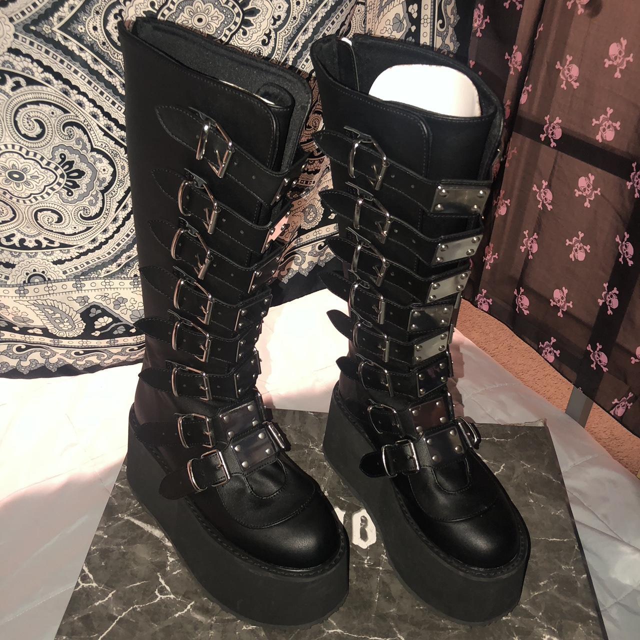 demonia winter boots