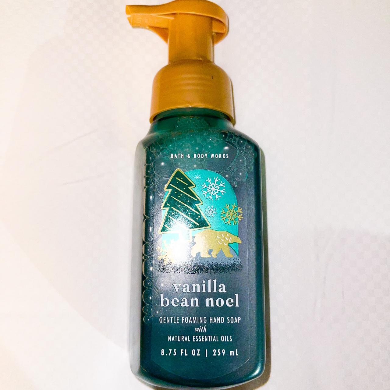 Bath and Body Works Gentle Foaming Hand Soap... - Depop