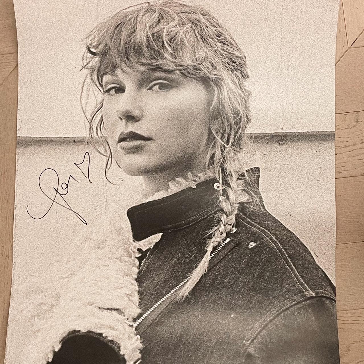 ISO TAYLOR SWIFT TEDDY BEAR FEARLESS I have so many | Depop