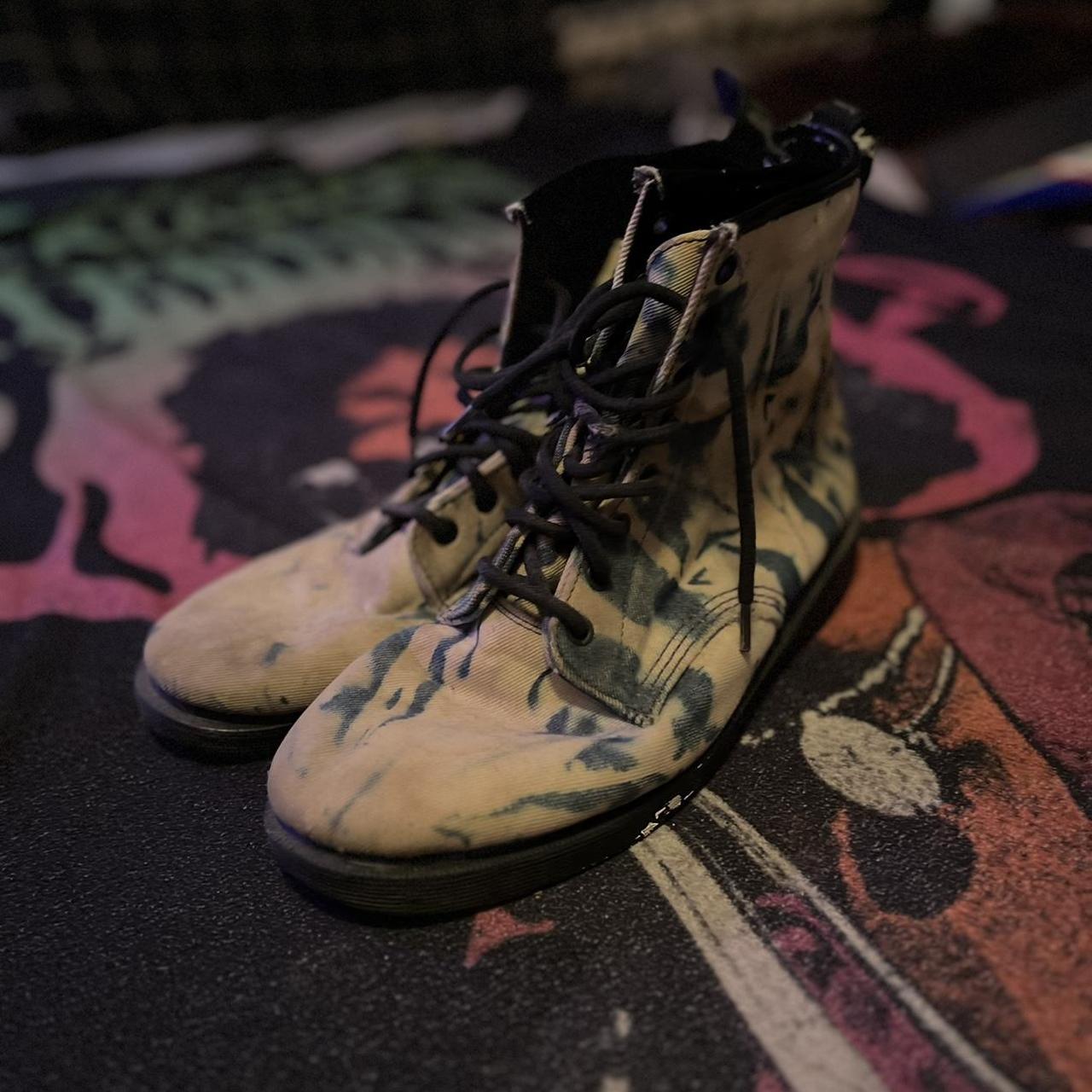 Dr martens boots outlet canvas