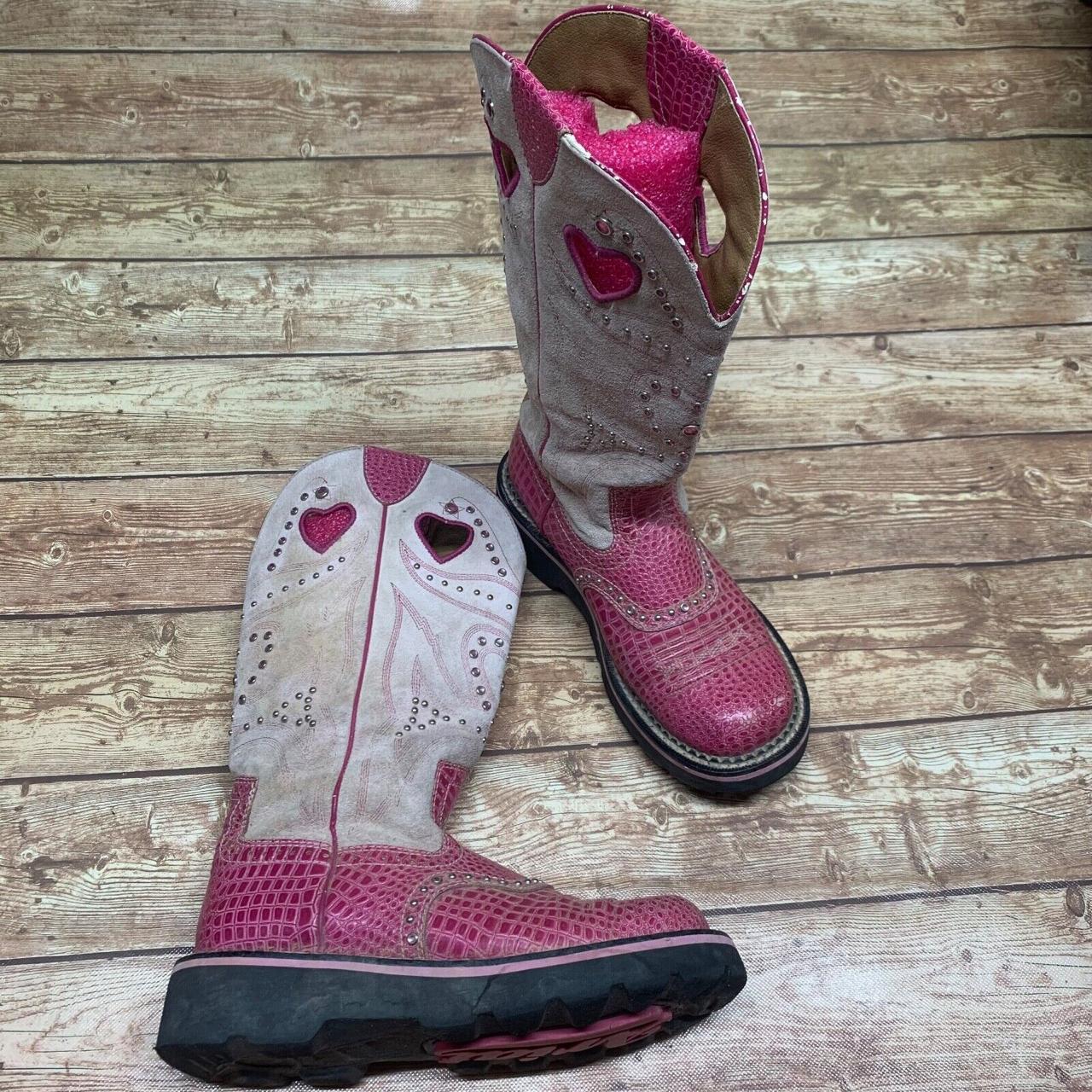 Ariat Women's Pink Boots Depop