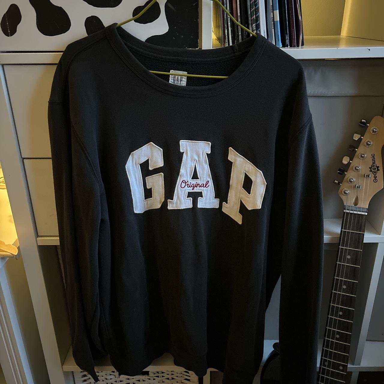 men s large black gap sweater only worn a few times Depop