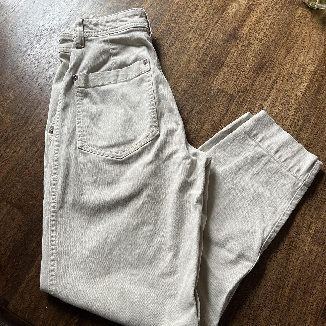 70s style white jeans with a baggy fit, made from... - Depop