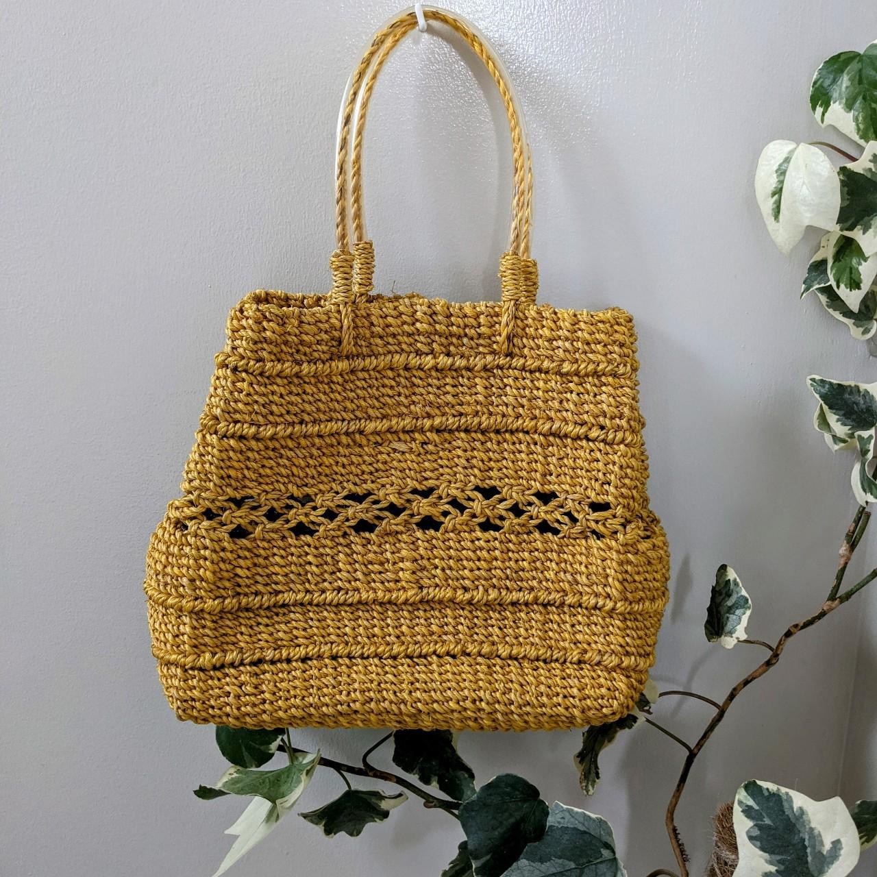 Spectacular selling multicolored hand-woven bag