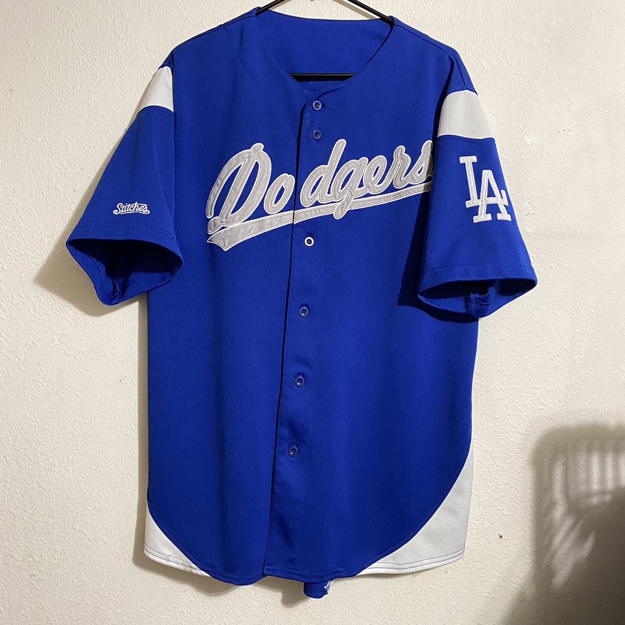 Dodger jersey shirt (Size XL) In good condition but - Depop