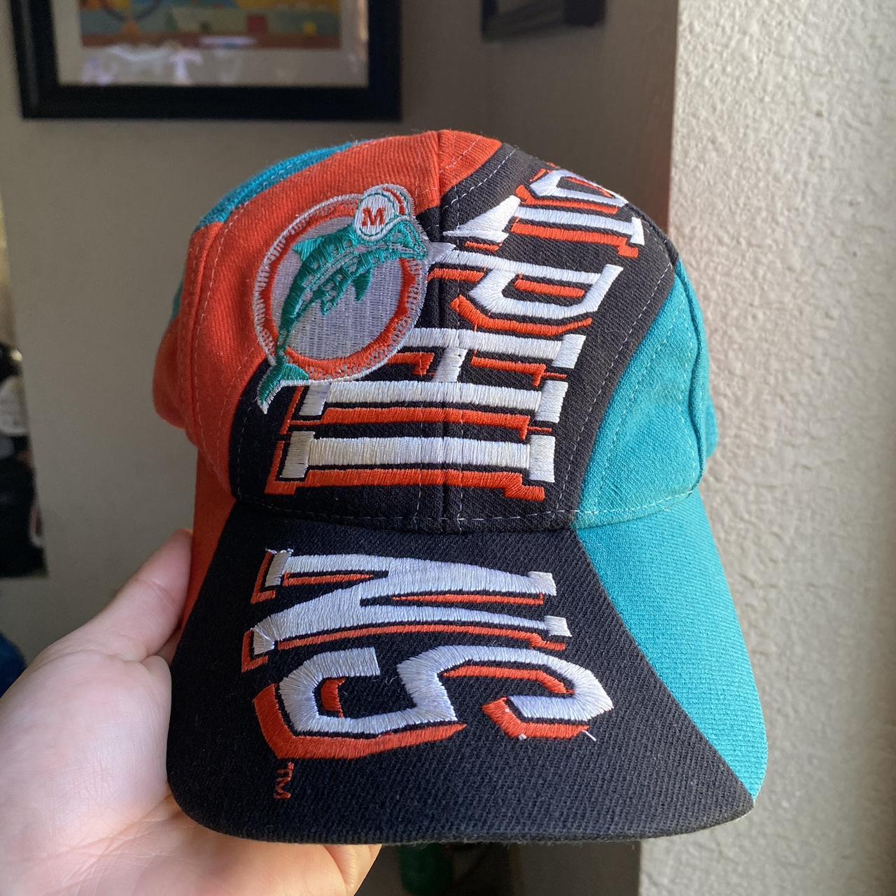 Vintage 90s Miami Dolphins Hat. in Great Condition 