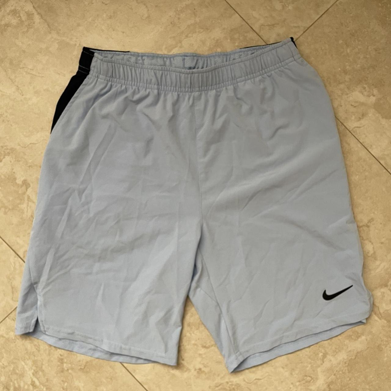 Nice Nike Dri-Fit shorts black and white boys XL GOOD CONDITION