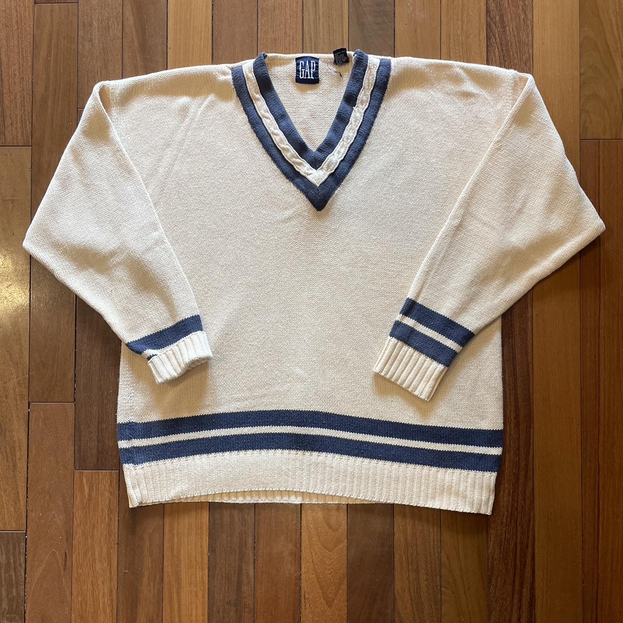 Vintage Gap chunky knit v-neck sweater 100% Depop