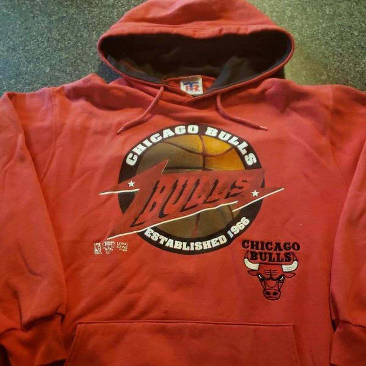 Vintage best sale bulls hoodie