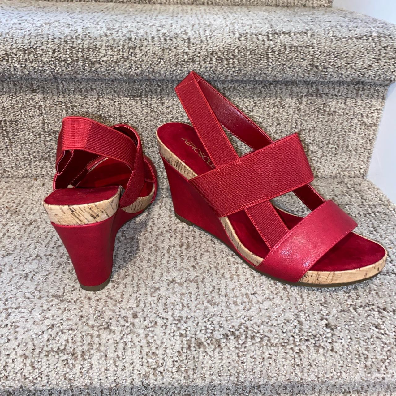 Aerosoles hot sale red sandals