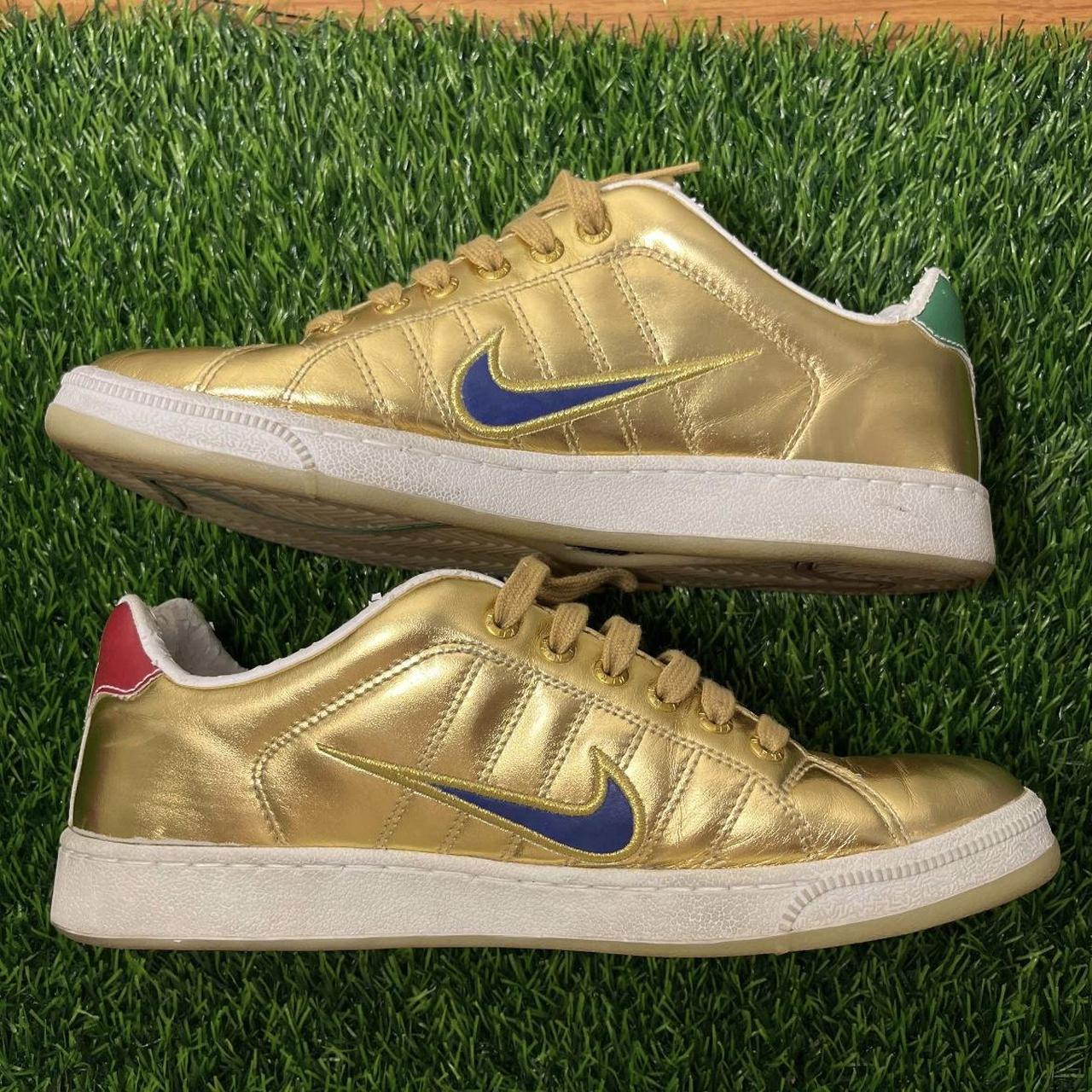 nike court tradition 2 mens trainers