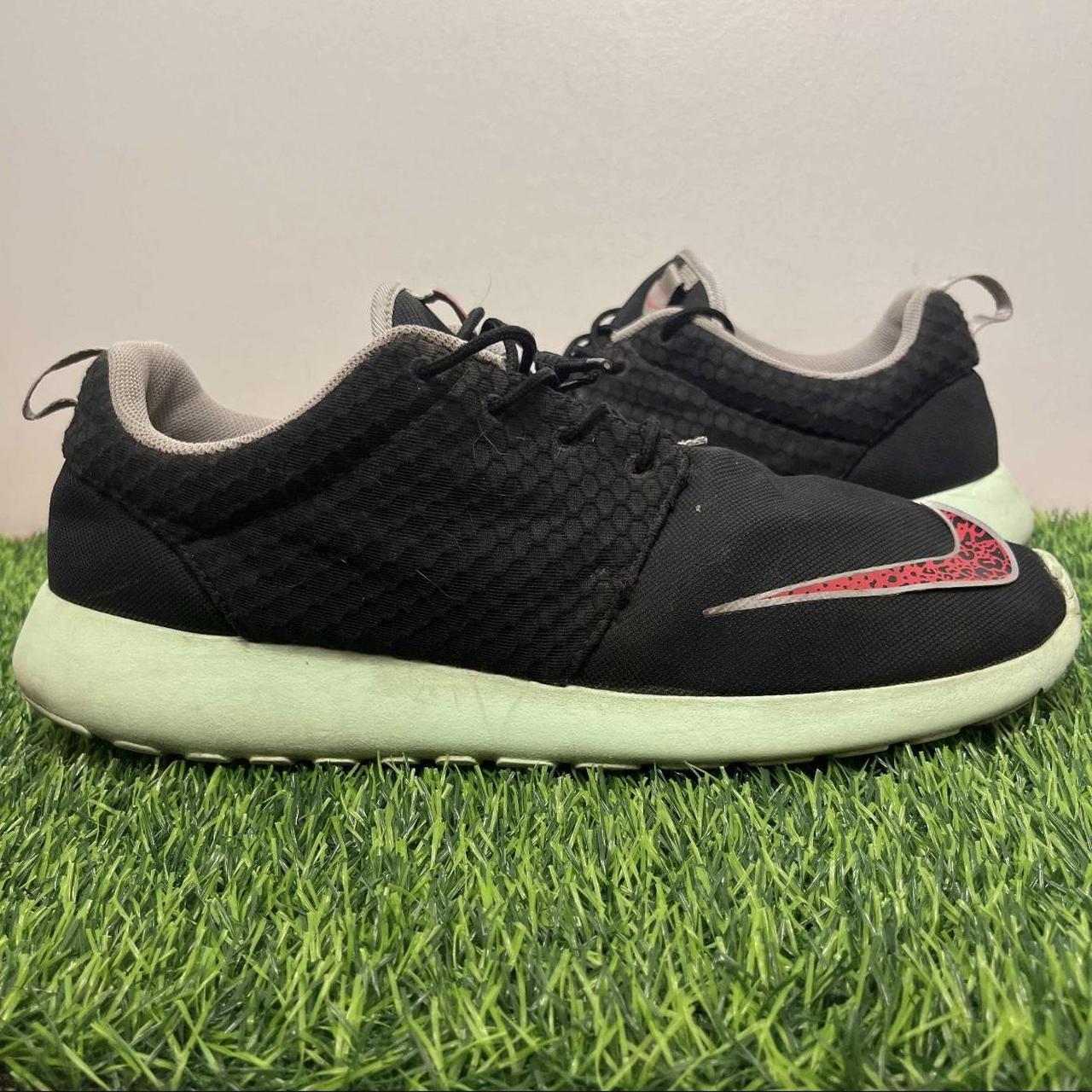 Nike Roshe Run FB Yeezy Black Pink Mint Size 14. Depop