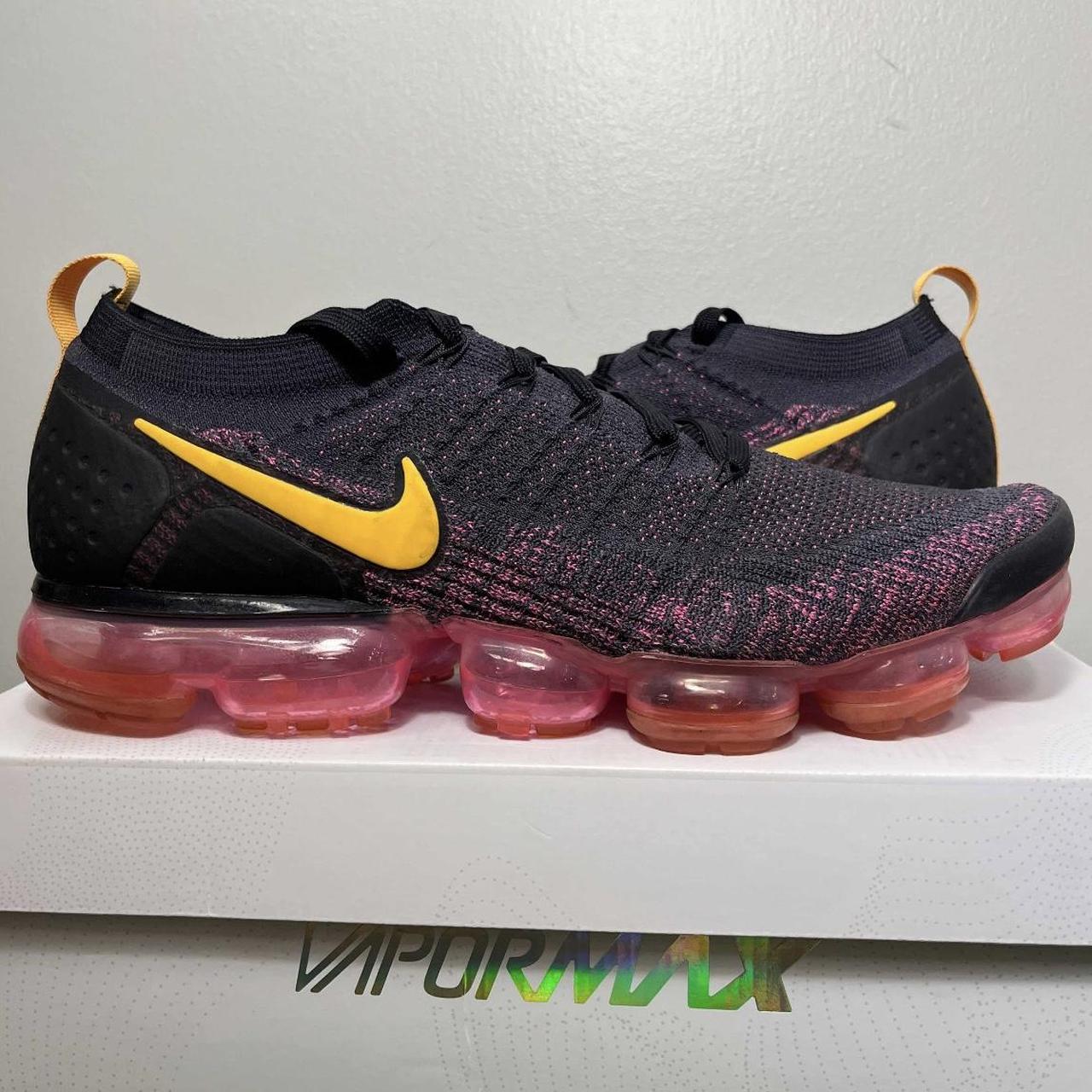 Air vapormax shops 2 gridiron pink blast