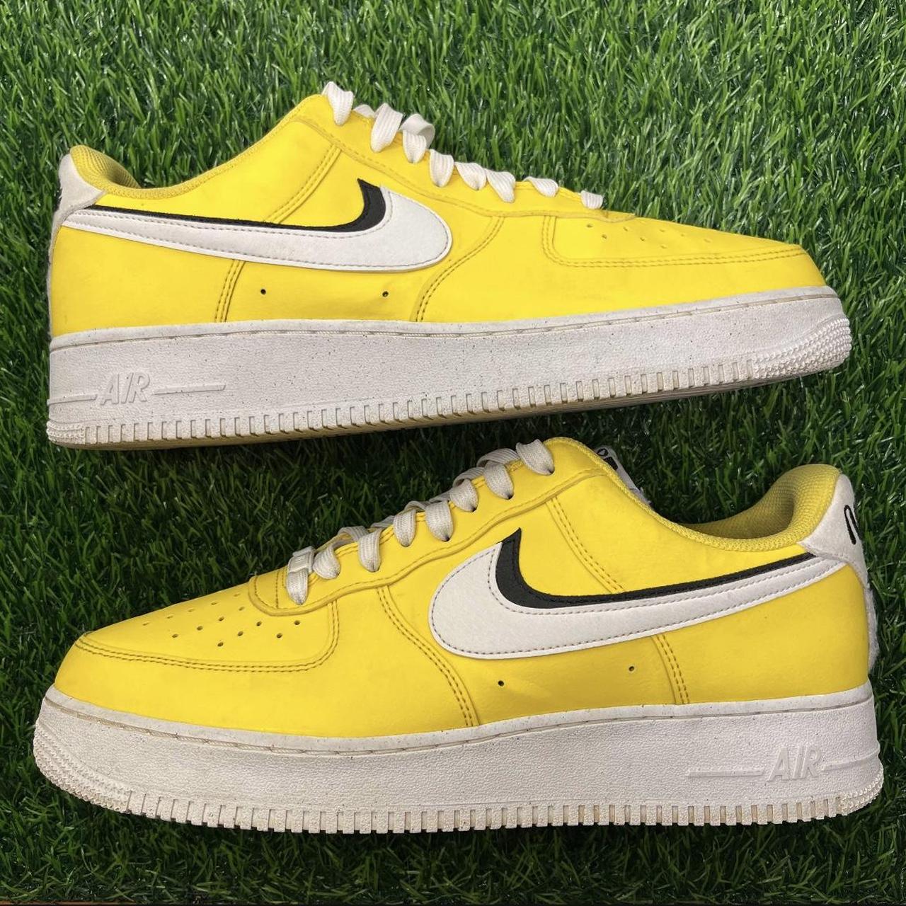 スニーカー Nike Air Force 1 Low '07 LV8 Tour Yellow Sail Black DO9786 Nike Air Force 1 '07 LV8 Shoes Tour Yellow Sail Black DO9786