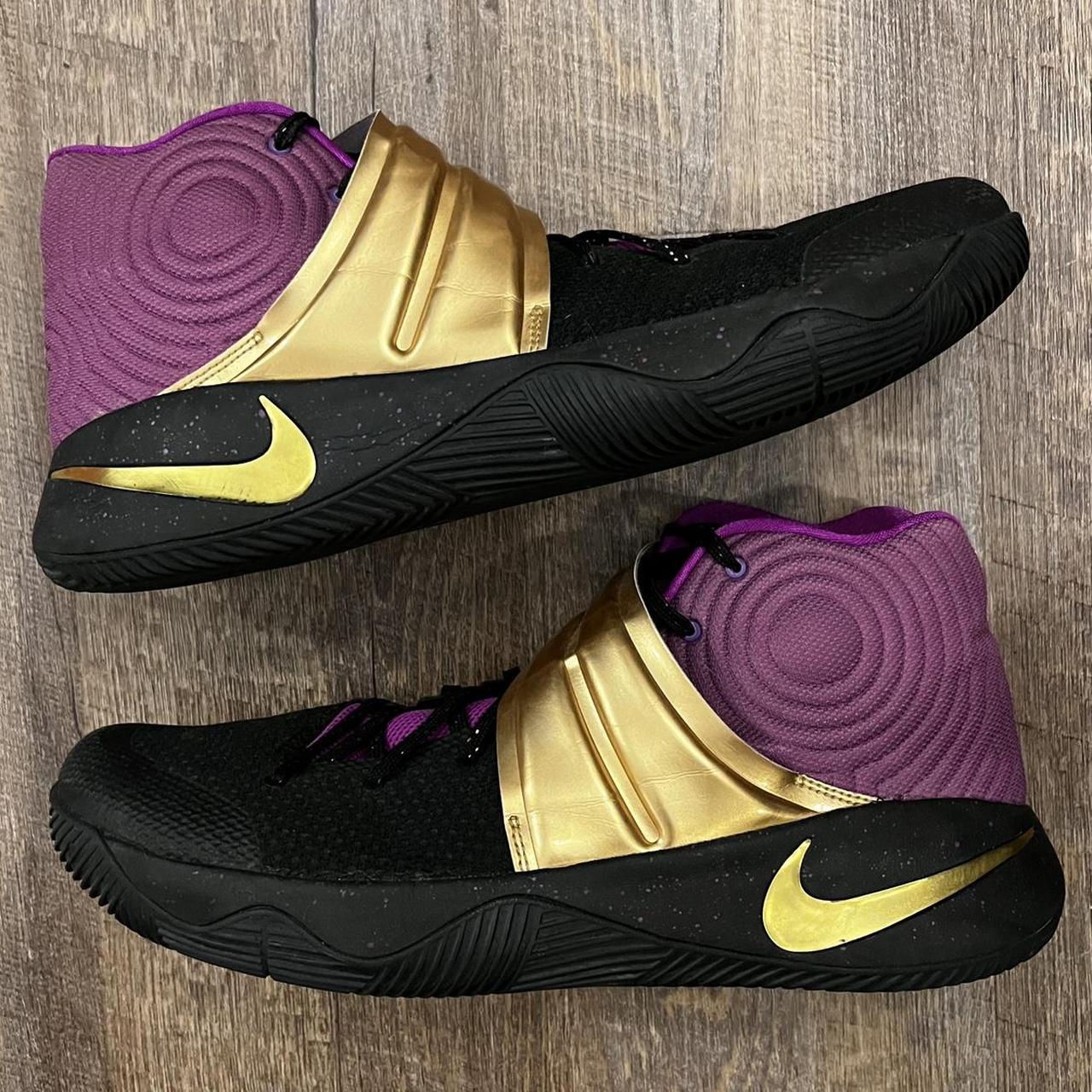 Nike shops kyrie 2 kids gold