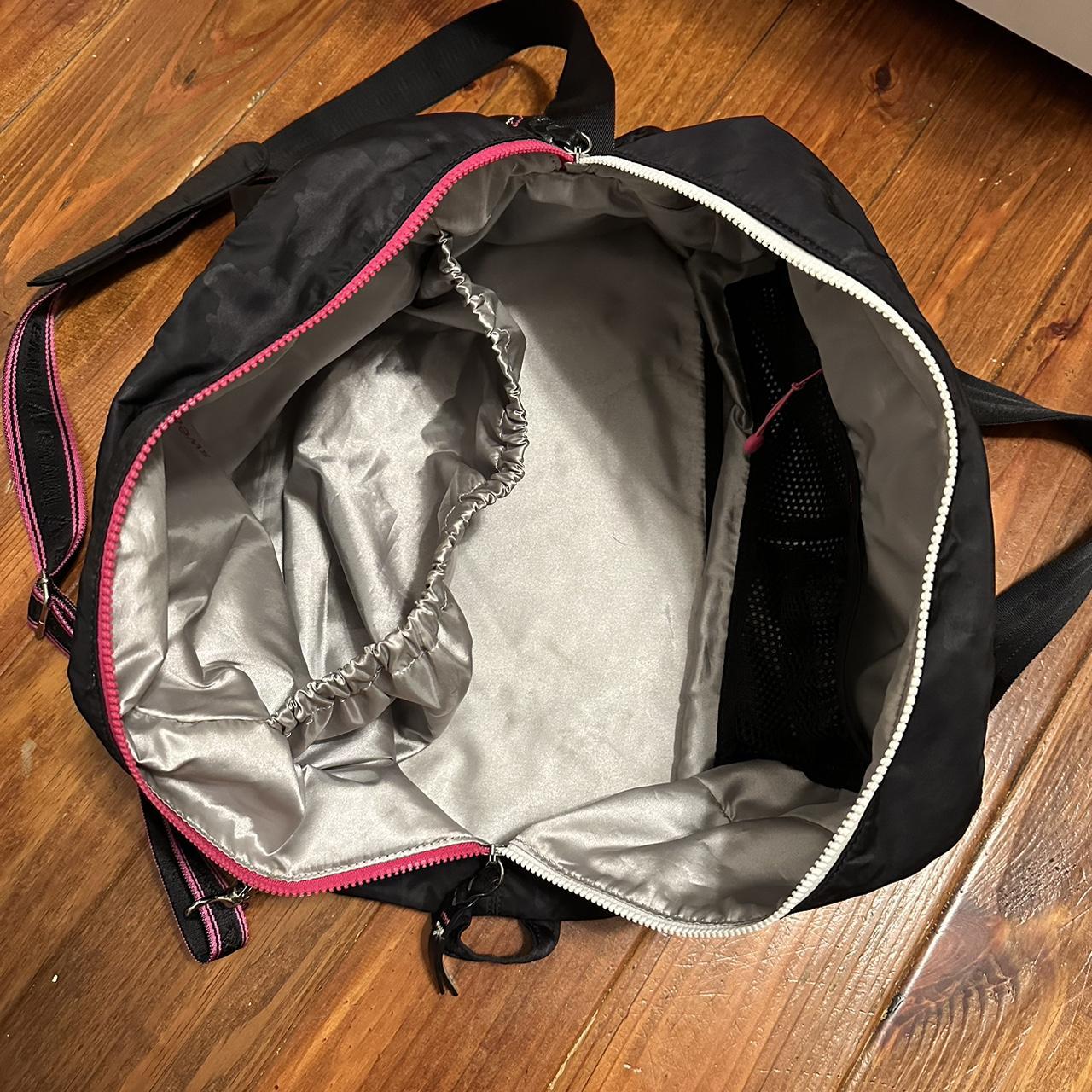 Ivivva by Lululemon In top The Game Duffle/Gym Bag