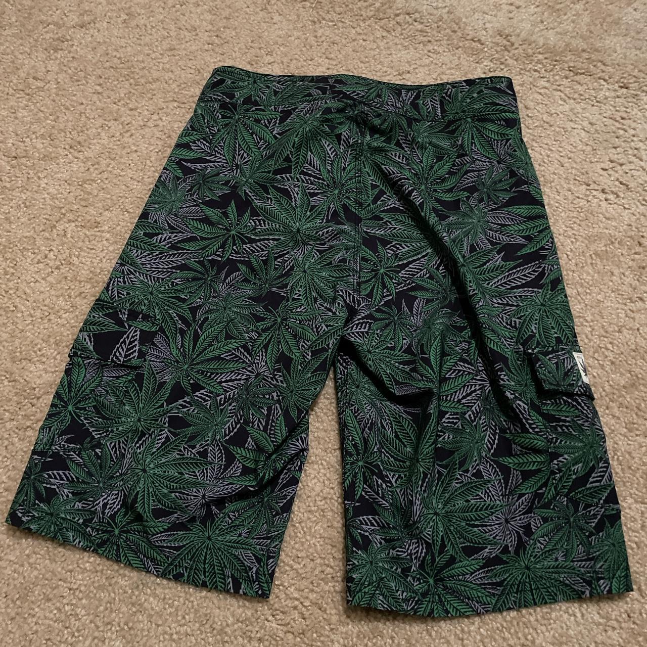 Dgk weed leaf swim trunks / board shorts Size 28 Depop