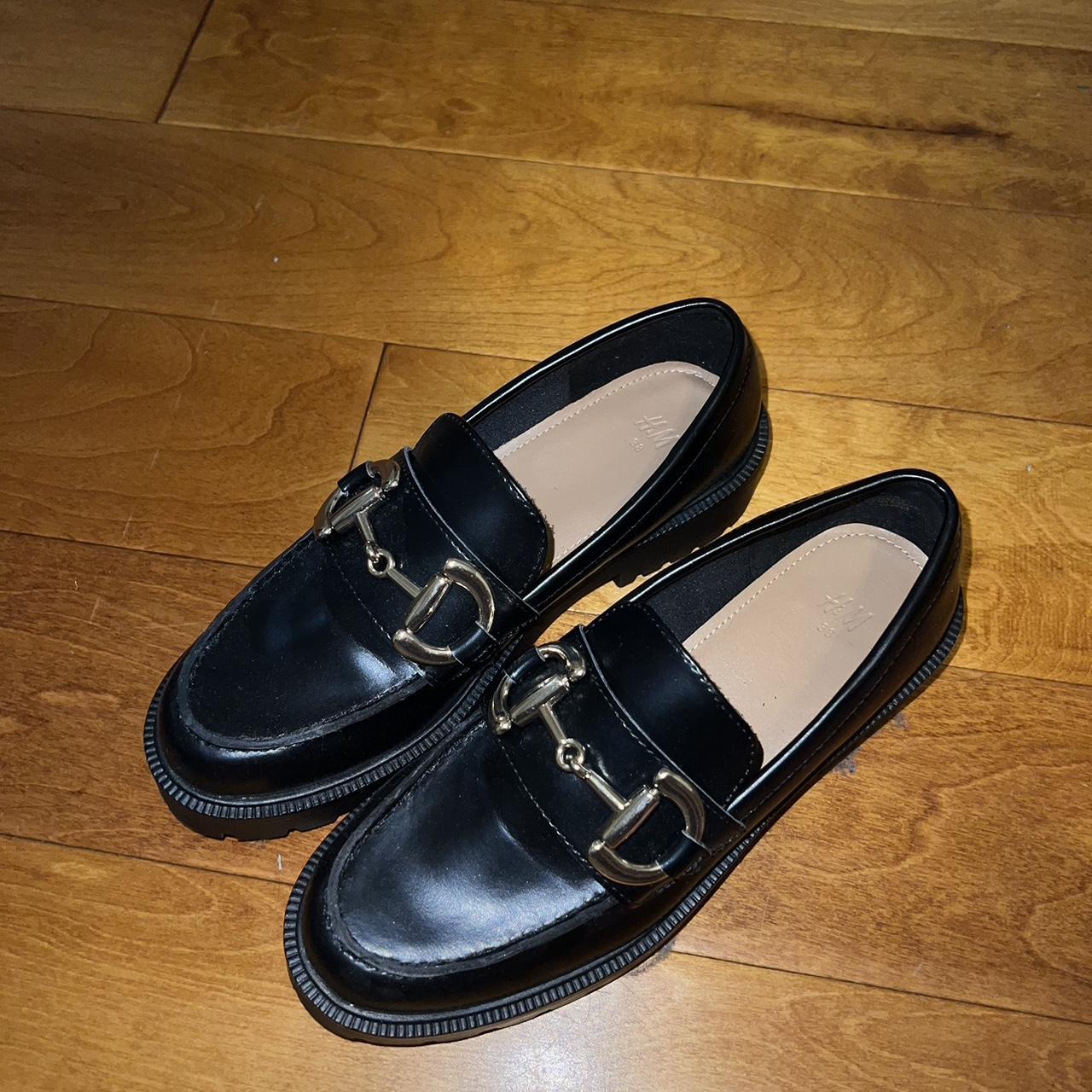 H&M Women's Loafers Depop