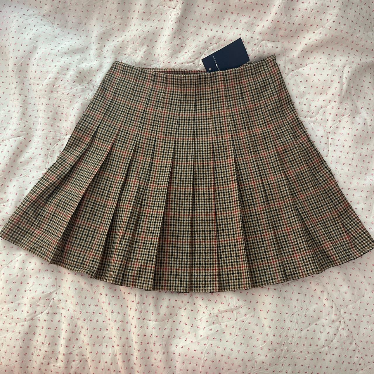 Brandy Melville Dana skirt. NWT 🧚‍♀️ Untouched with... Depop
