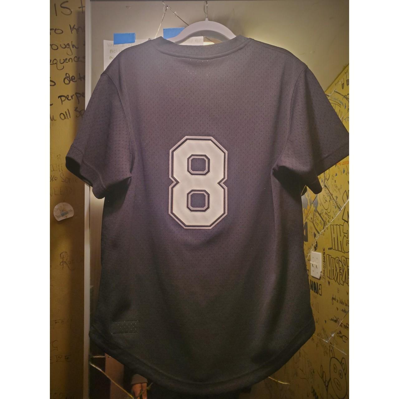 80's Chicago White Sox Jersey. Size medium. Made in - Depop