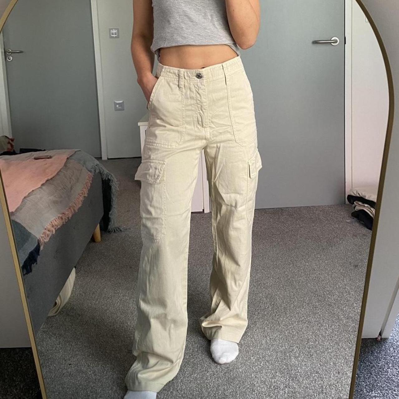 cream cargos zara