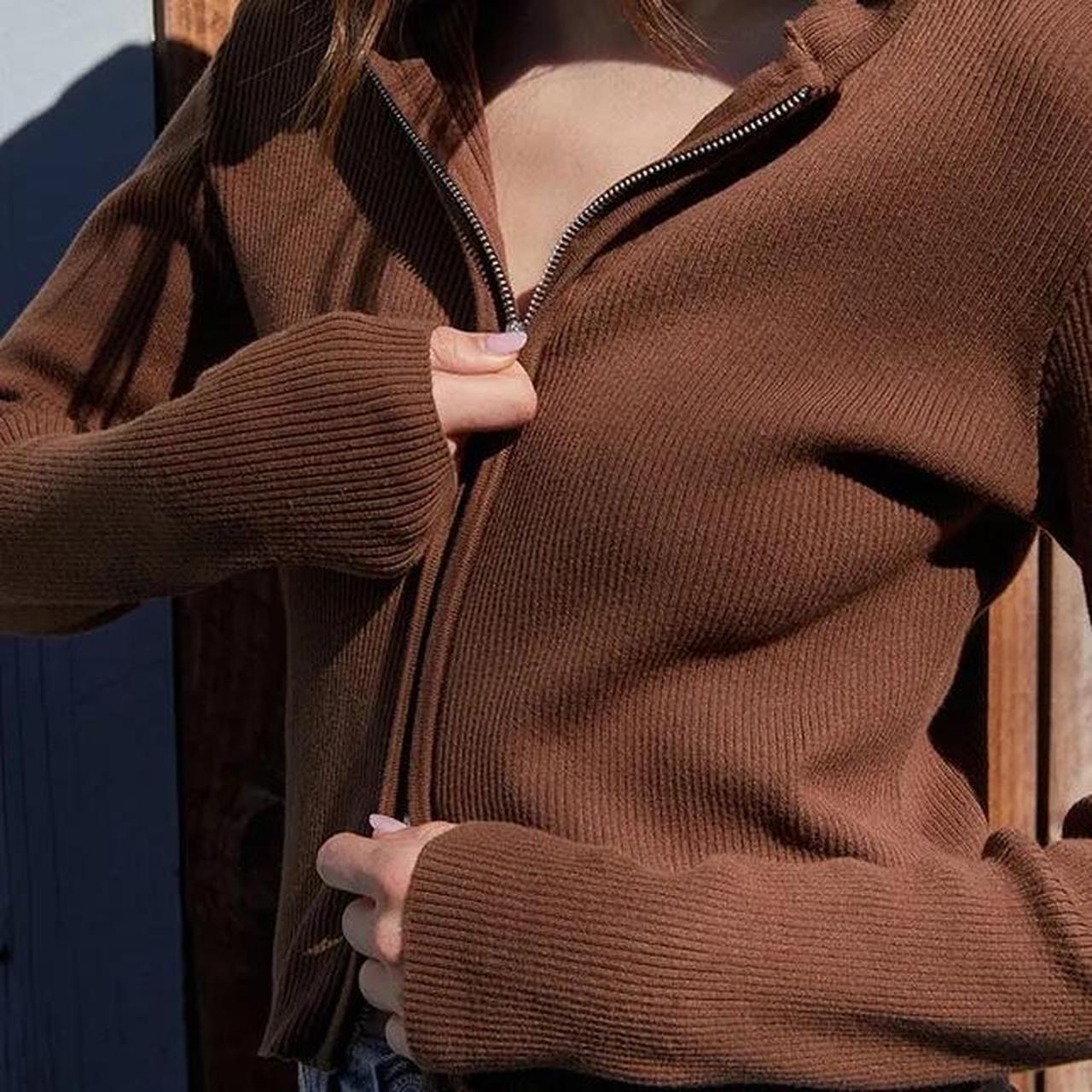 Brandy Melville zip up brown Arden hoodie 🤎 great - Depop