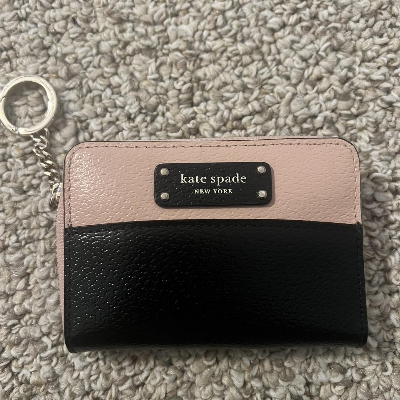 Kate spade wallet never used - Depop