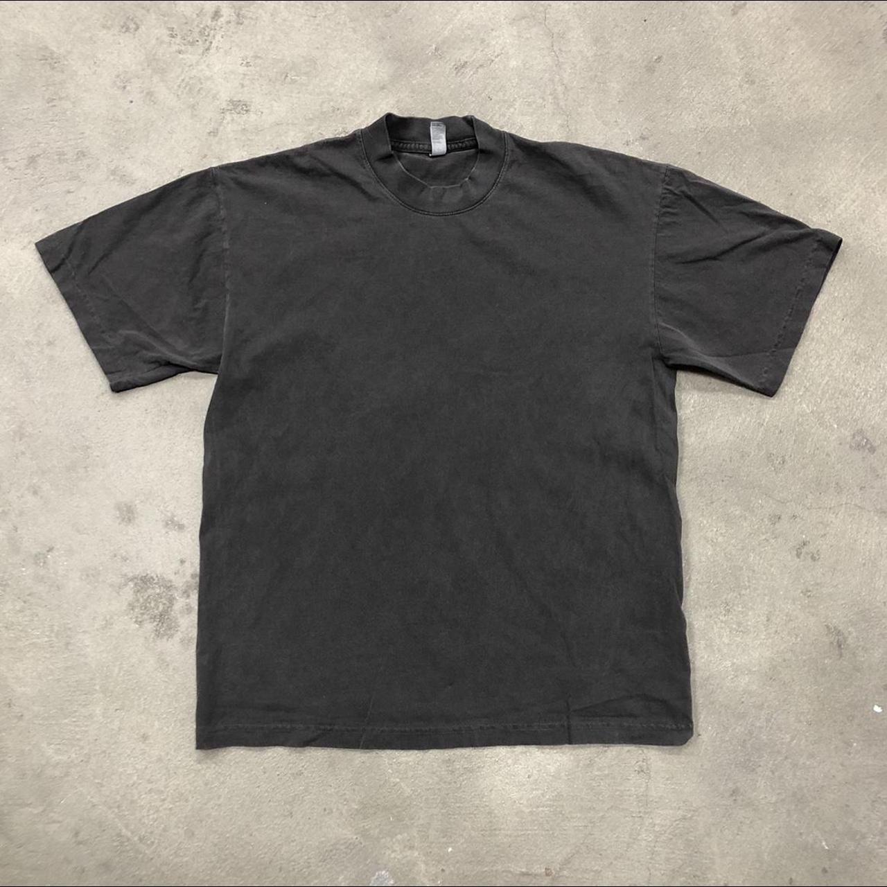 Men's Grey and Black T-shirt | Depop