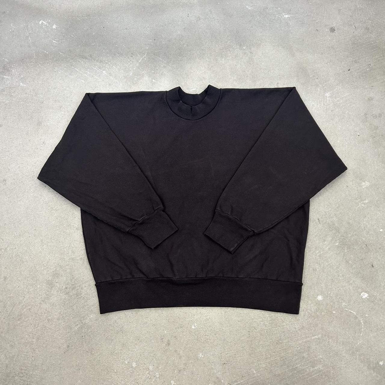 LAAZ689 SUN FADE BLACK SAMPLE HEAVY FLEECE PULLOVER... Depop