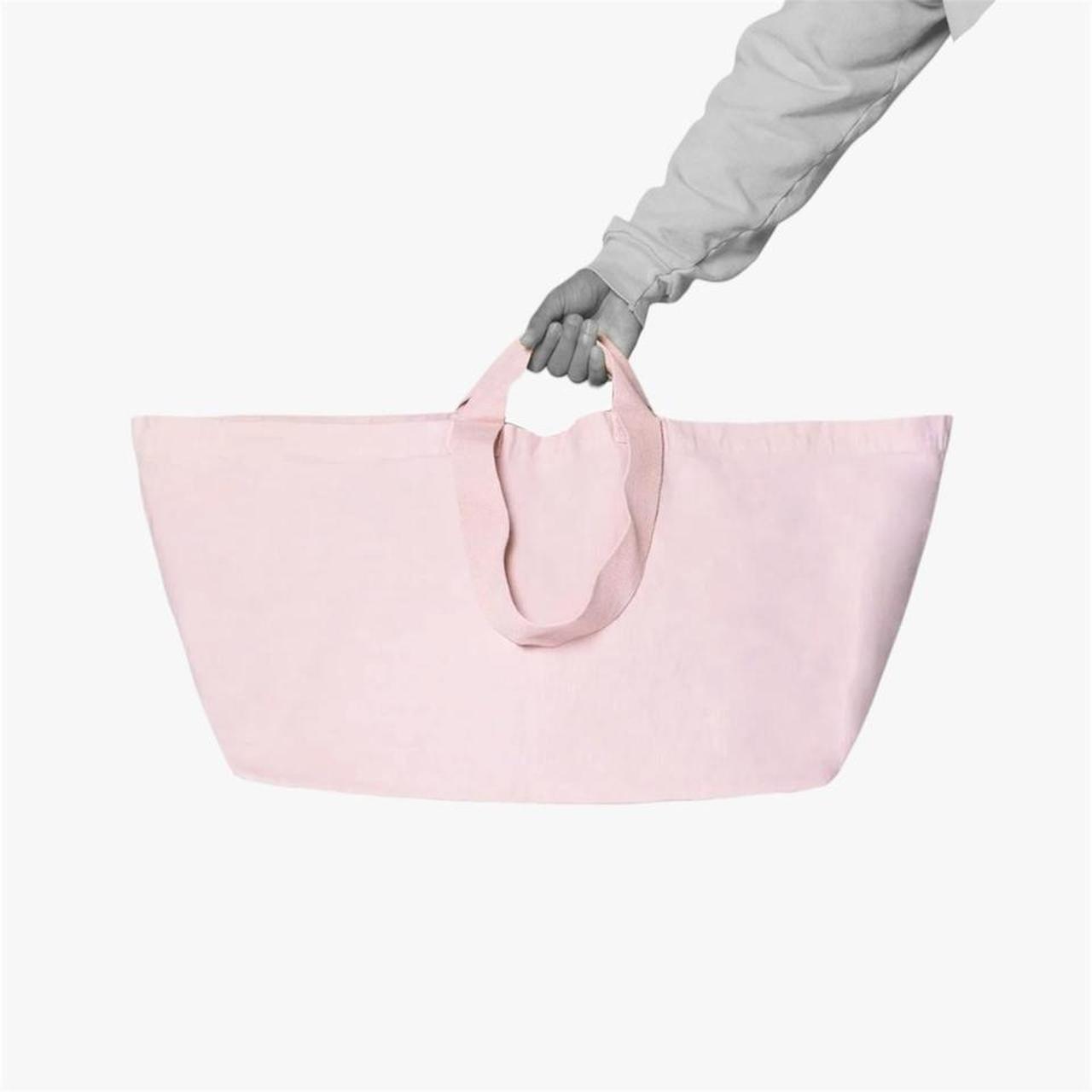 item listed by losangelesapparelsamples