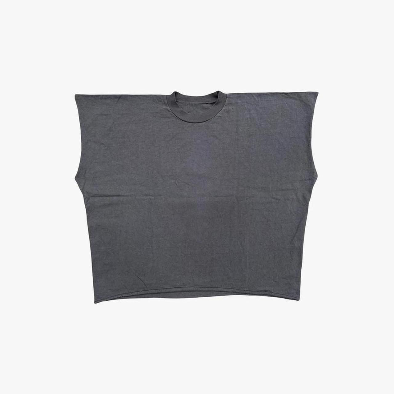item listed by losangelesapparelsamples