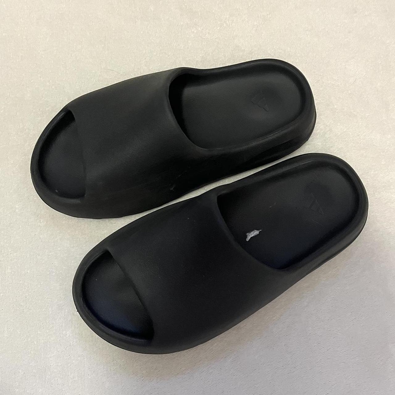 Black Yeezy Adidas Slides 🖤 size 7 men’s, fits like... - Depop