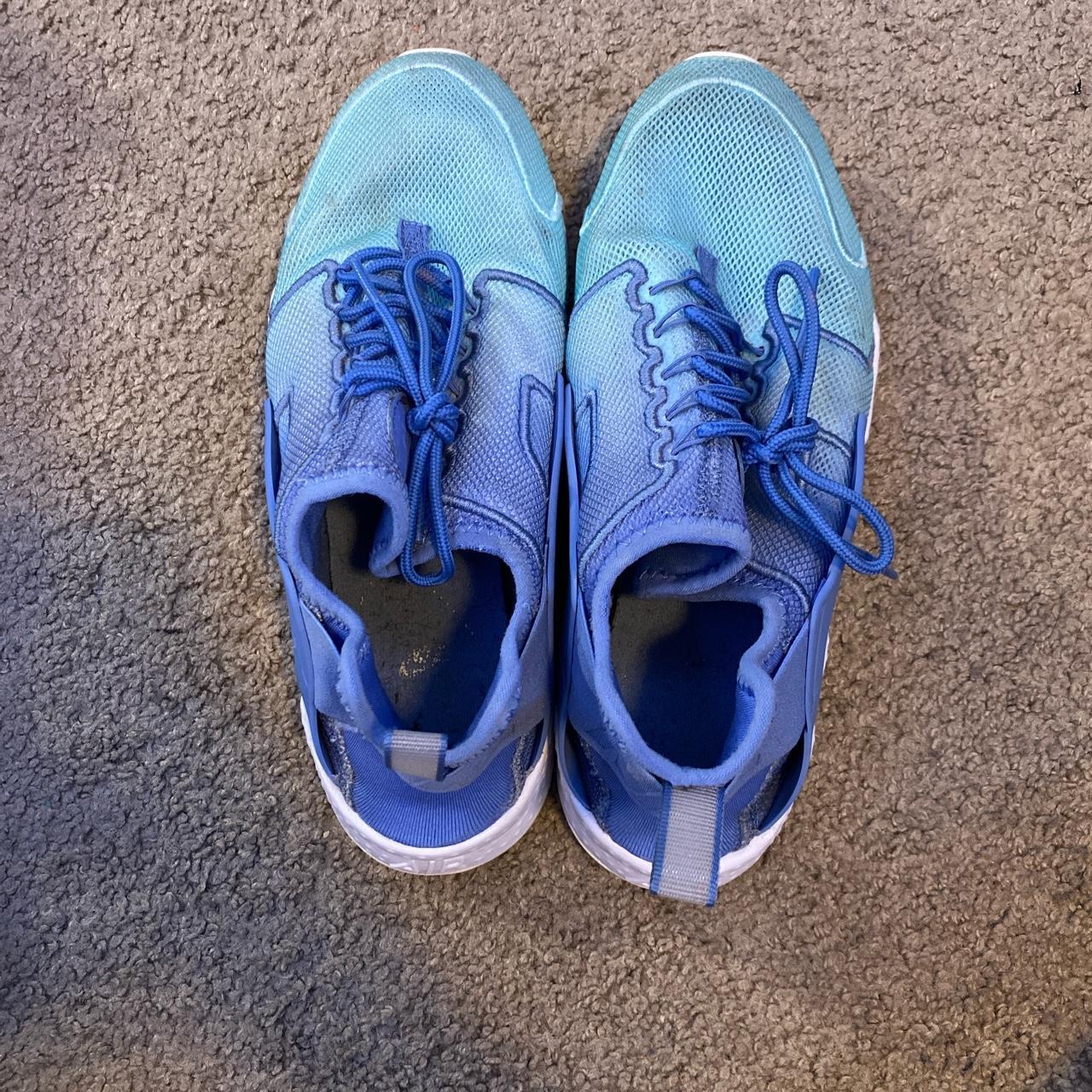 Cute blue ombré It’s a size but can