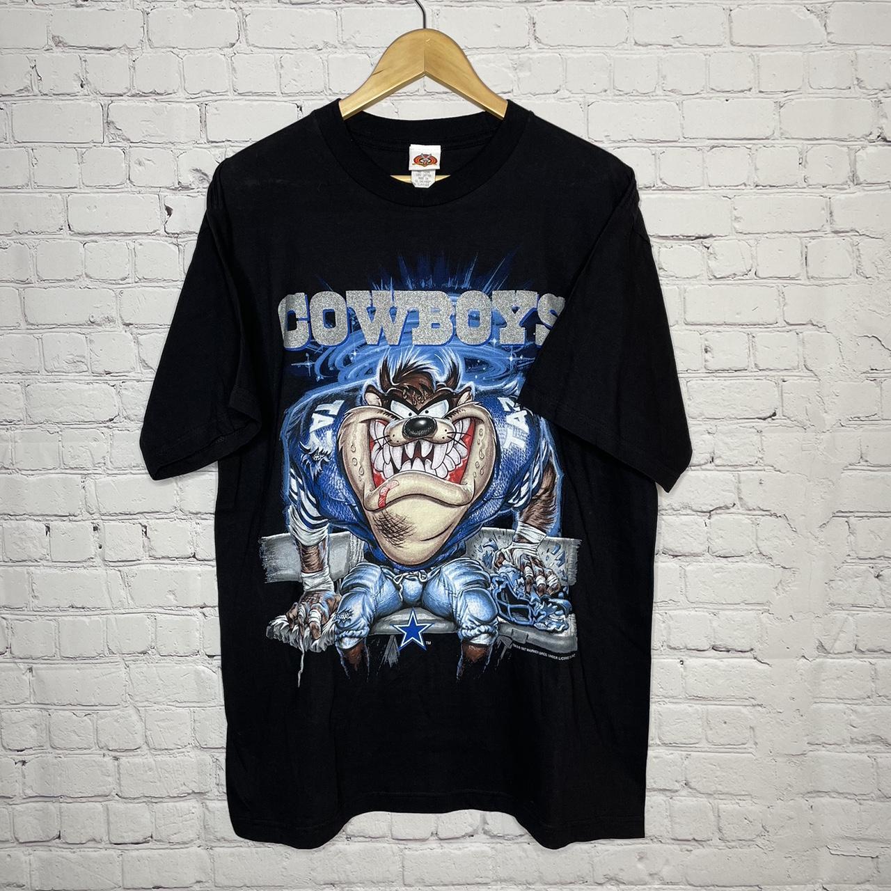 vintage Looney tunes x Dallas Cowboys tee shirt, Men's Fashion