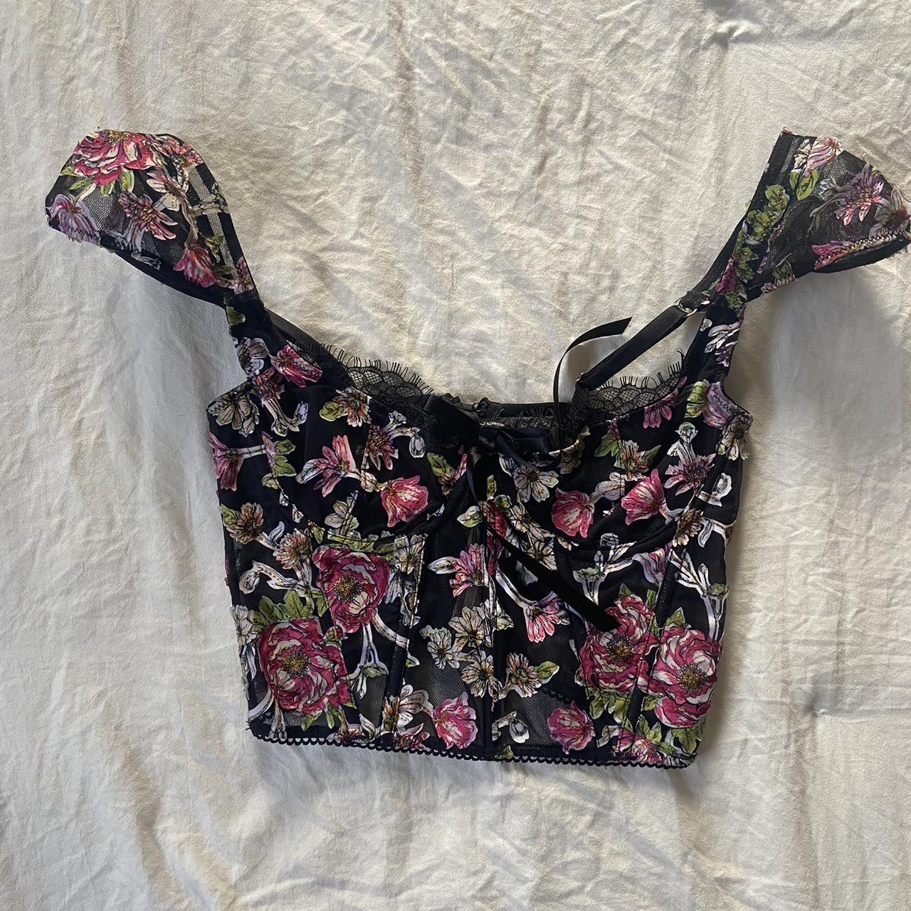 Victoria secret floral embroidery cap-sleeve corset - Depop