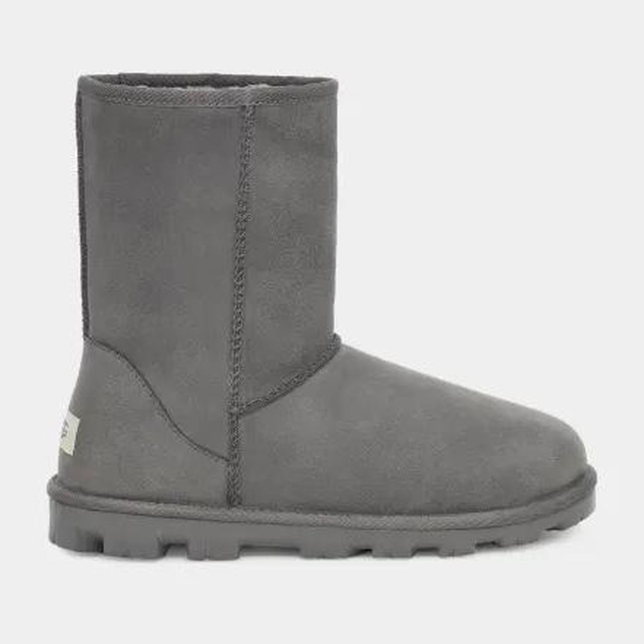 Grey ugg boots size 5 hotsell