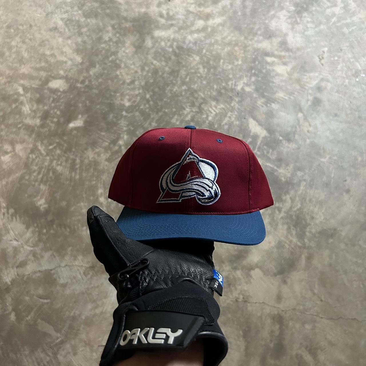 Hot Vintage Colorado Avalanche sports specialties