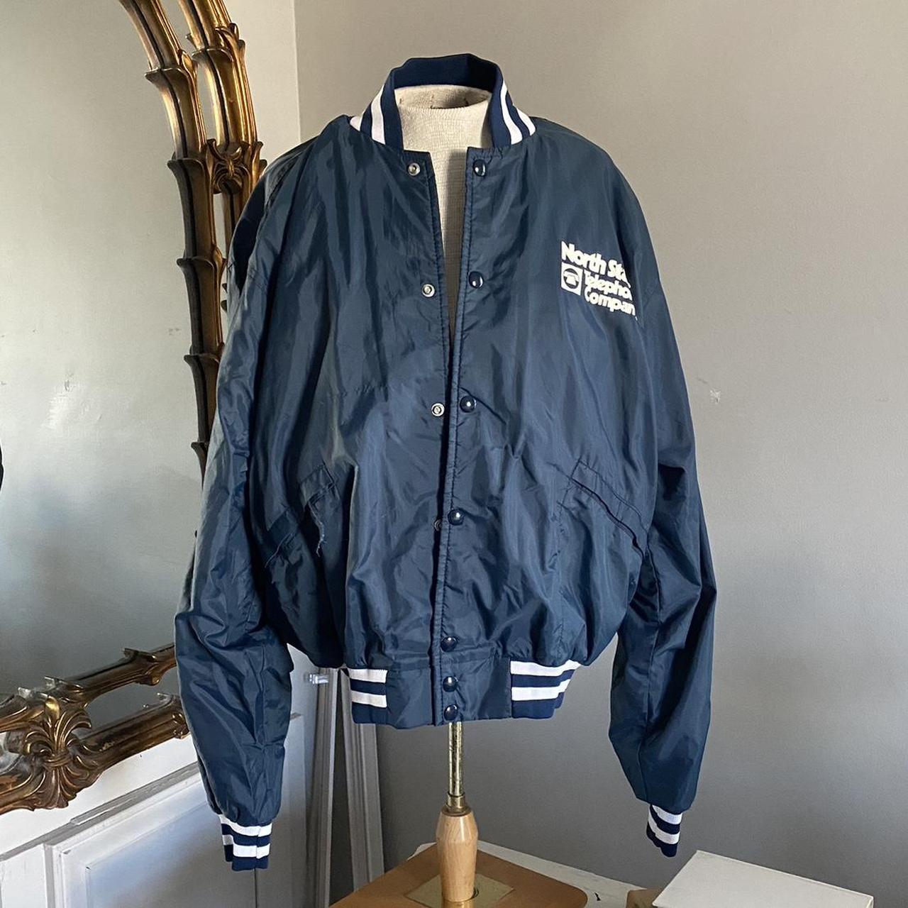 Super cool navy and white wind breaker -north... - Depop